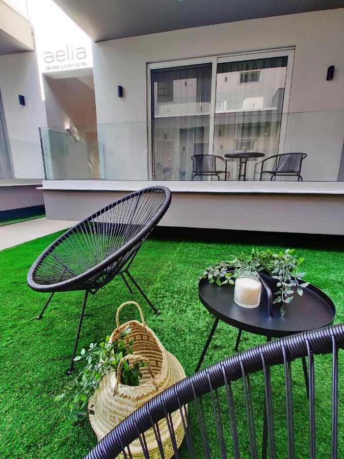 Aelia Seaside Luxury Suites Nea Karvali Bagian luar foto
