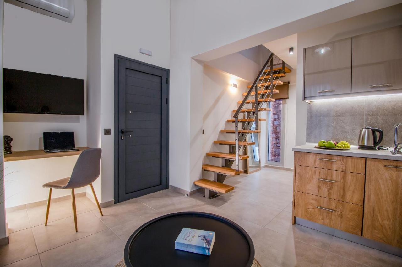 Aelia Seaside Luxury Suites Nea Karvali Bagian luar foto
