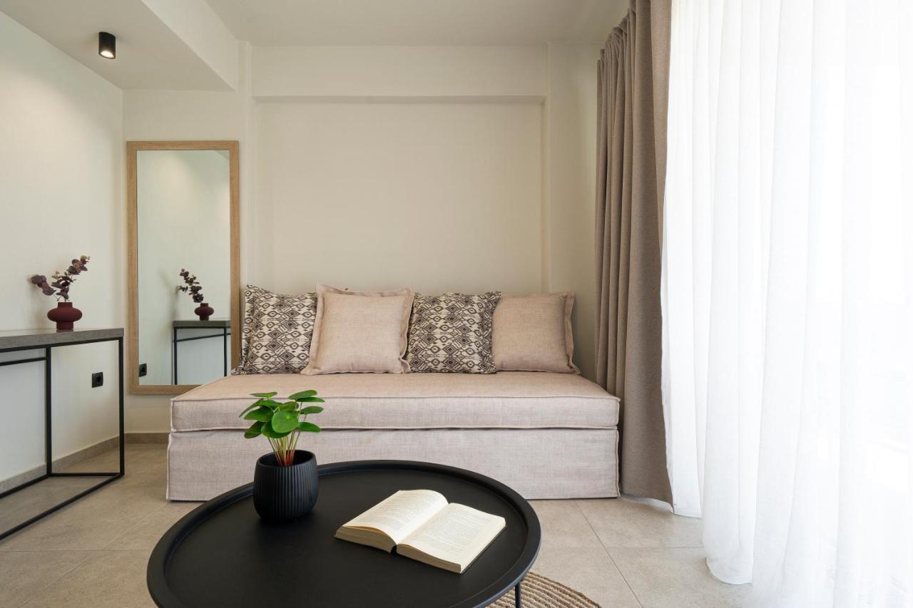 Aelia Seaside Luxury Suites Nea Karvali Bagian luar foto