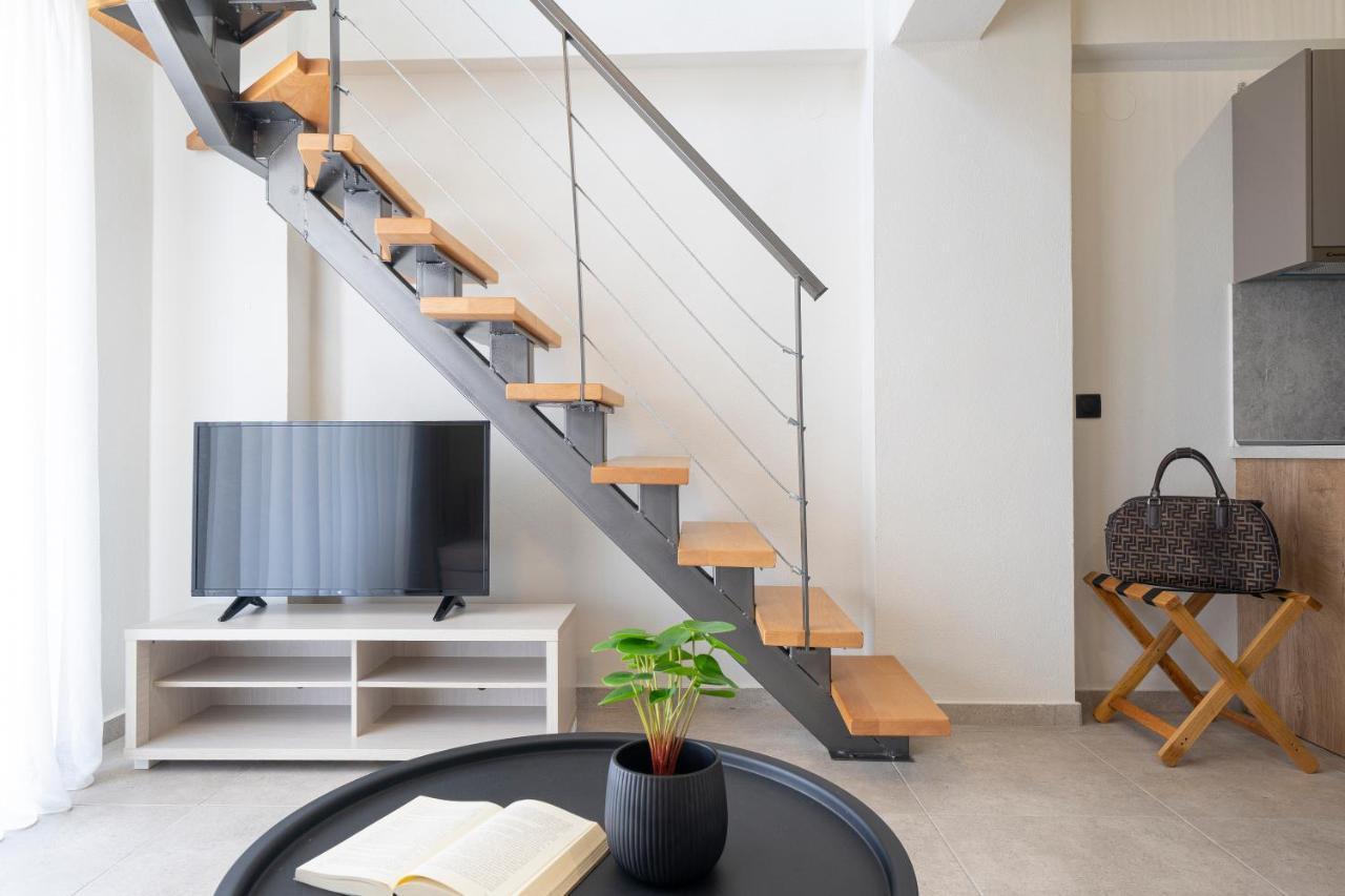 Aelia Seaside Luxury Suites Nea Karvali Bagian luar foto