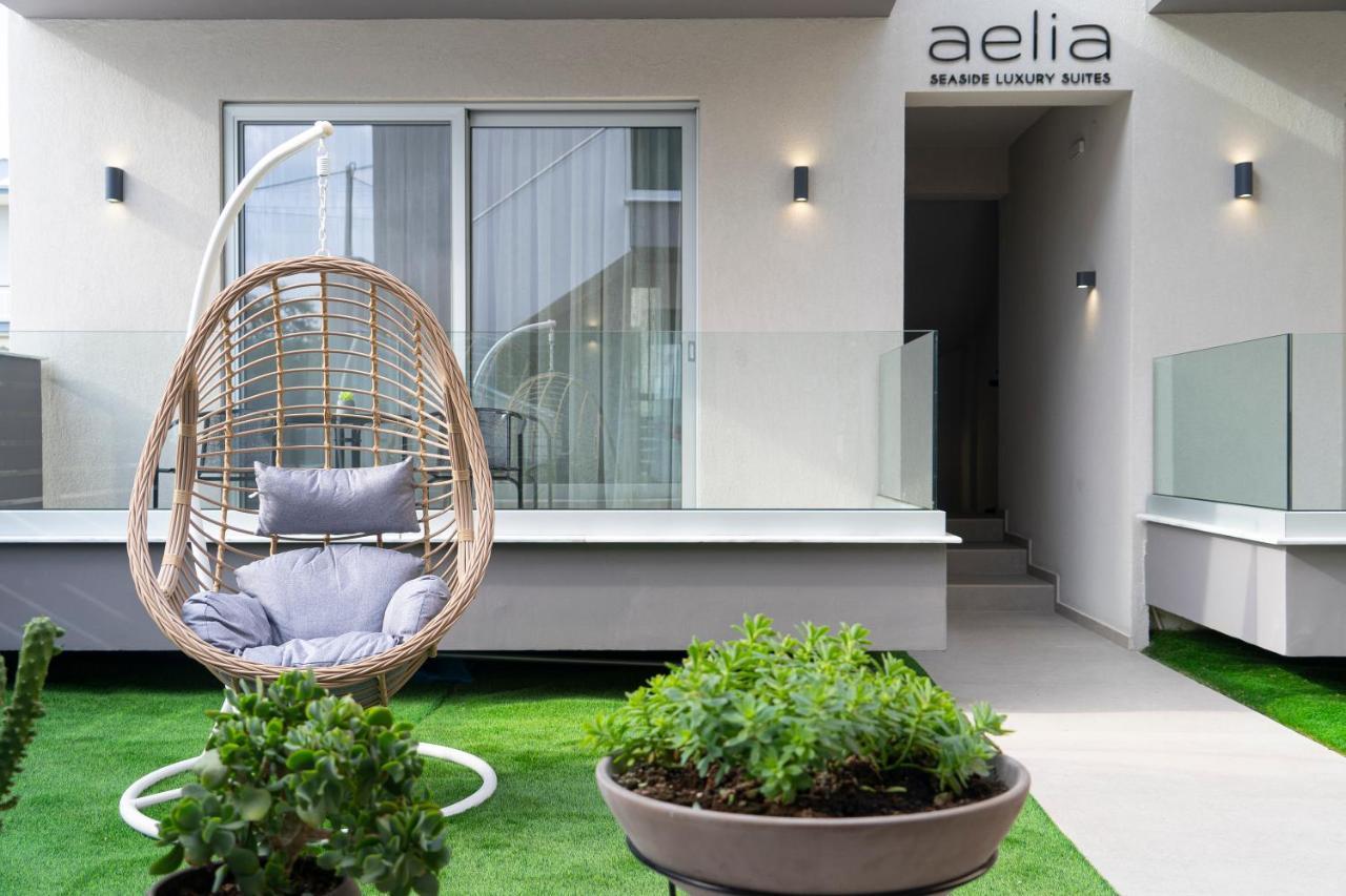 Aelia Seaside Luxury Suites Nea Karvali Bagian luar foto